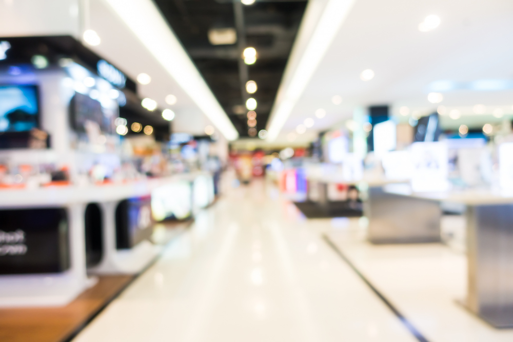 Photo illustrant un projet de type "courant fort" : l'éclairage d'une galerie commerciale